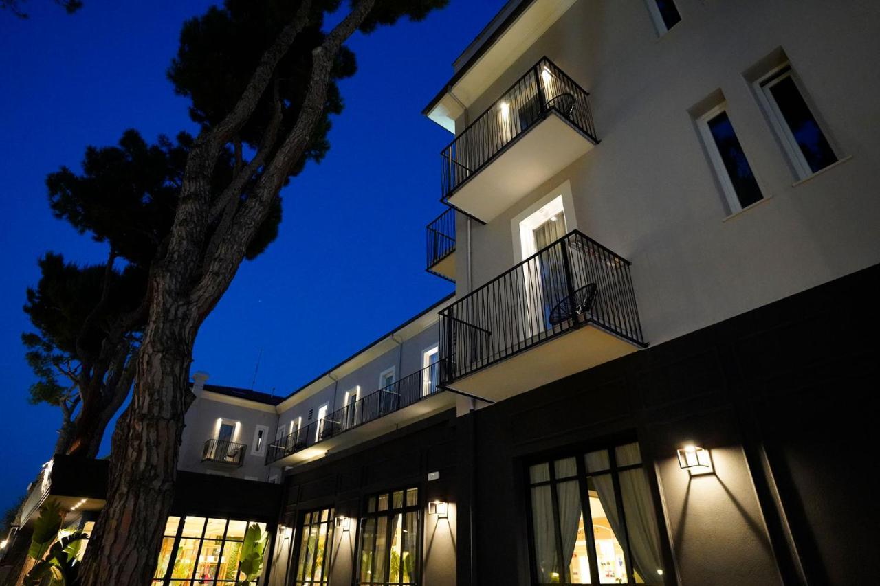 Hotel Vagabond Ριτσόνε Εξωτερικό φωτογραφία